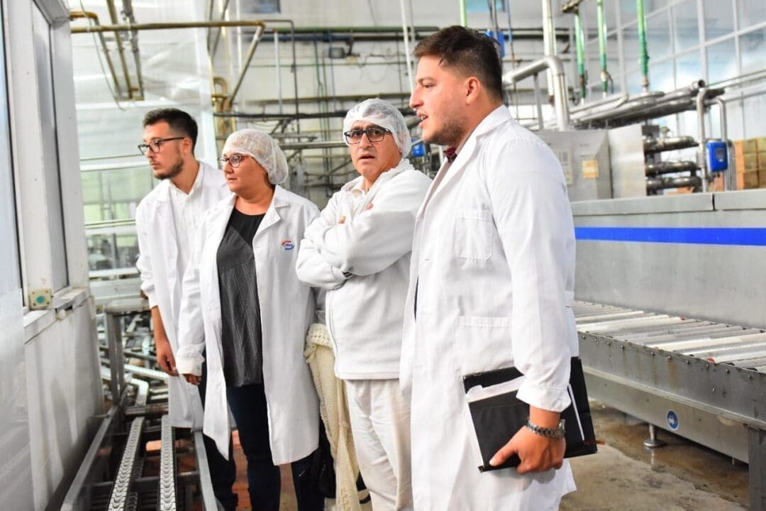 Firmat: Una Propuesta con Buena Leche Firmat: Una Propuesta con Buena Leche