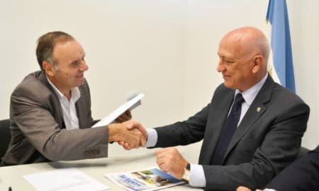 Mañana Bonfatti y Gizzi firman el Compromiso por Villa Cañás