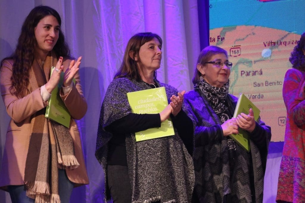 Reconocieron a Villa Cañás en la 19º edición del "Querer Creer Crear" Reconocieron a Villa Cañás en la 19º edición del "Querer Creer Crear"