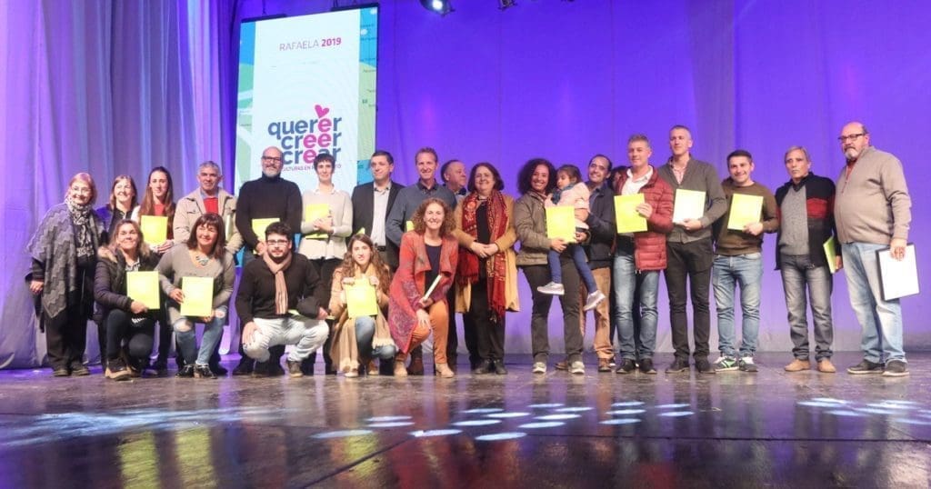 Reconocieron a Villa Cañás en la 19º edición del "Querer Creer Crear" Reconocieron a Villa Cañás en la 19º edición del "Querer Creer Crear"