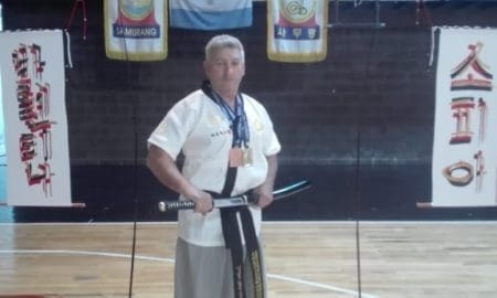 Secretario de deportes de la comuna de Melincué se consagró campeón sudamericano de espada coreana
