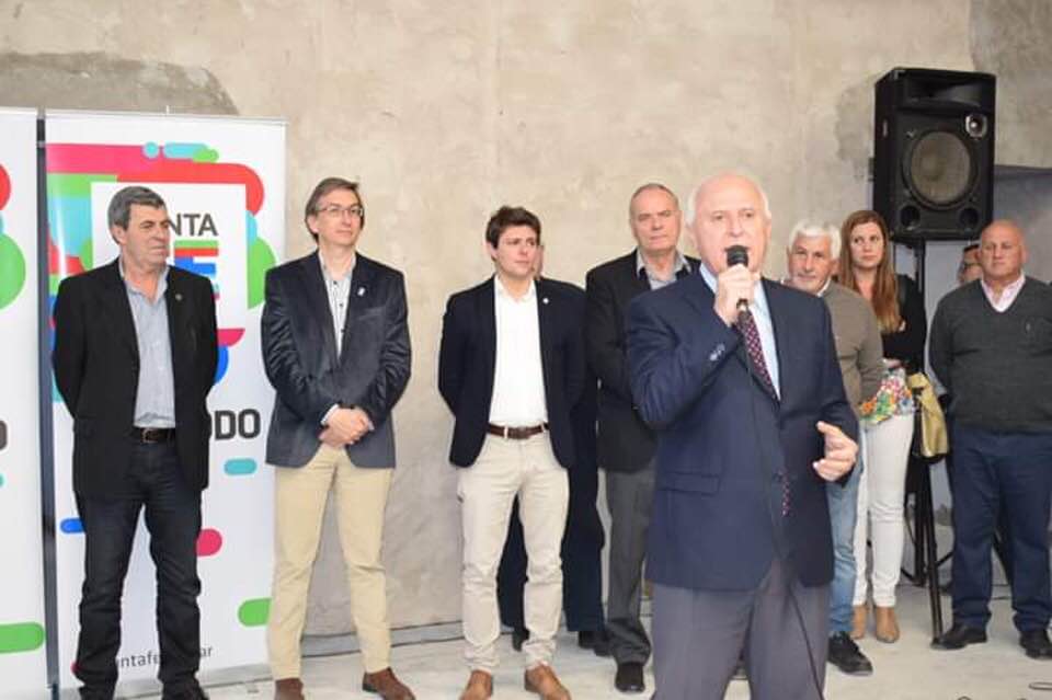 Melincué: Lifschitz y Sacchetto firmaron convenio por más de dos millones para pavimento urbano