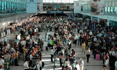 Análisis: Una sociedad encerrada entre varios cepos