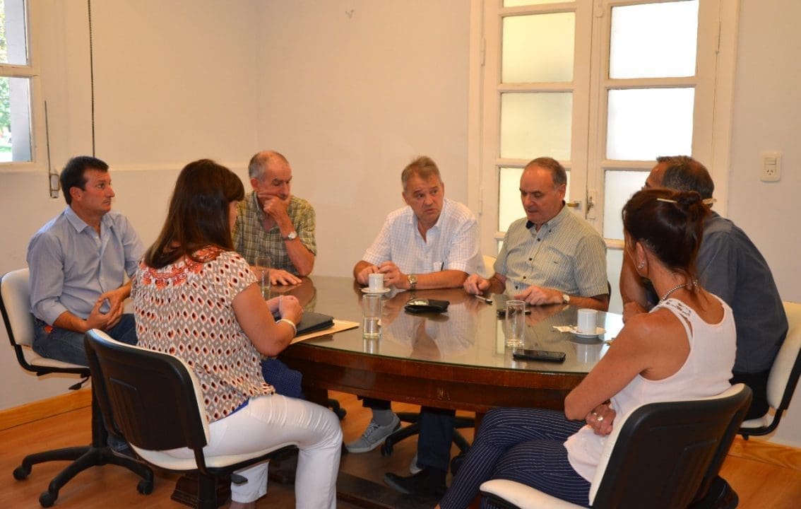 Villa Cañás: Gizzi recibió al senador Enrico y al diputado Real