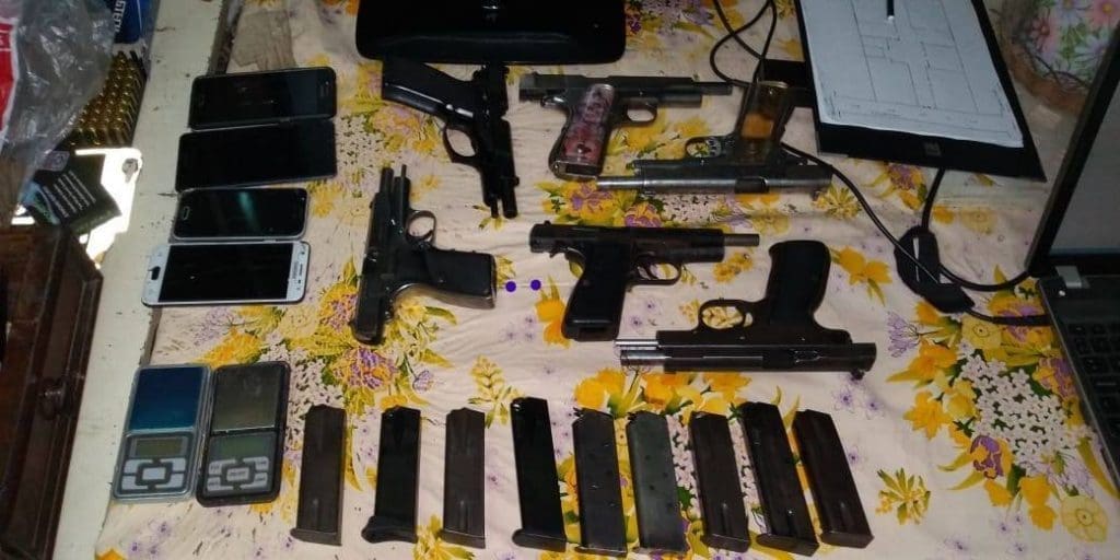 Venado Tuerto: Desbaratan organizacion liderada por un detenido en Resistencia dedicada a la venta de drogas Venado Tuerto: Desbaratan organizacion liderada por un detenido en Resistencia dedicada a la venta de drogas