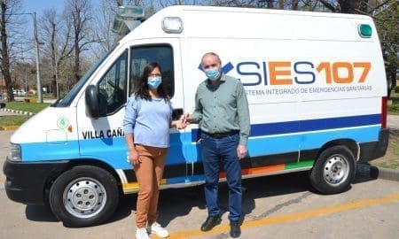 Villa Cañás: El intendente Gizzi entregó una ambulancia al SIES 107