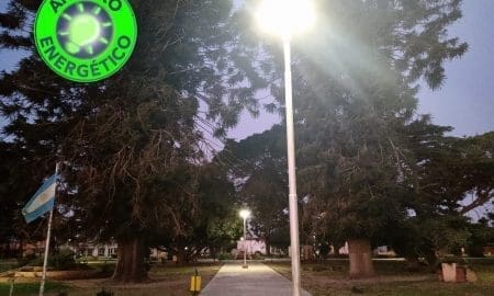 Cafferata: Obra conjunta del senador Enrico y la Comuna para promover el ahorro energético en la Plaza Gálvez