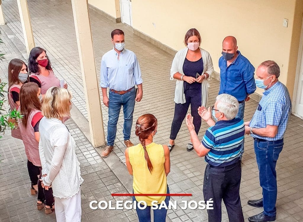 Villa Cañás: El senador Enrico acompaña los proyectos de las escuelas "San José" y "Paulo Freire"