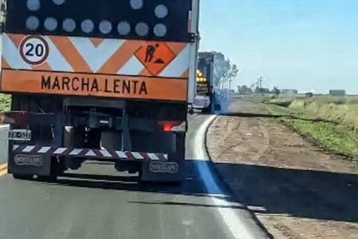 Ruta 94: Enrico anunció que solo restan los trabajos en banquinas y de pintura para finalizar la repavimentación