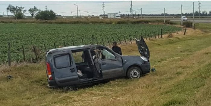 Venado Tuerto: Vuelco en Ruta Nacional 8