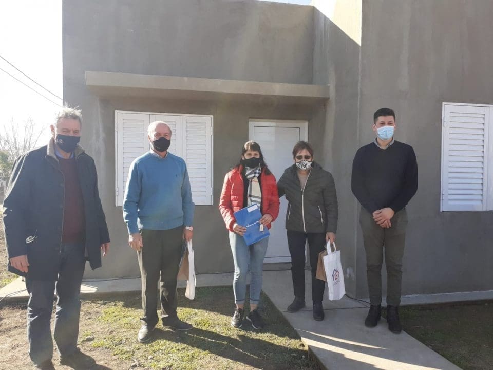 La provincia inauguró viviendas en Chapuy