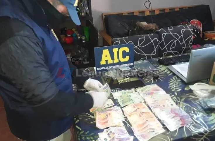 Firmat: Padre e hijos detenidos por comercializar estupefacientes