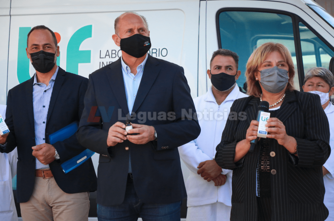 Perotti presentó el primer lote de aceite de cannabis medicinal elaborado por el LIF