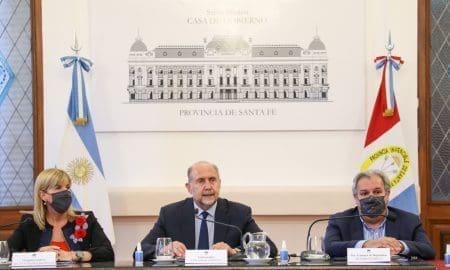 Perotti se reunió con representantes de los bloques de la Cámara de Diputados de la provincia