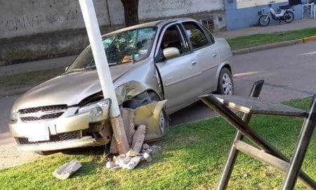 Villa Cañás: Choque de un vehículo en Avenida 50 y Calle 55