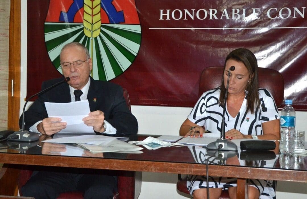 Villa Cañás: Gizzi abrió el 35º período de Sesiones Ordinarias del Honorable Concejo Municipal Villa Cañás: Gizzi abrió el 35º período de Sesiones Ordinarias del Honorable Concejo Municipal