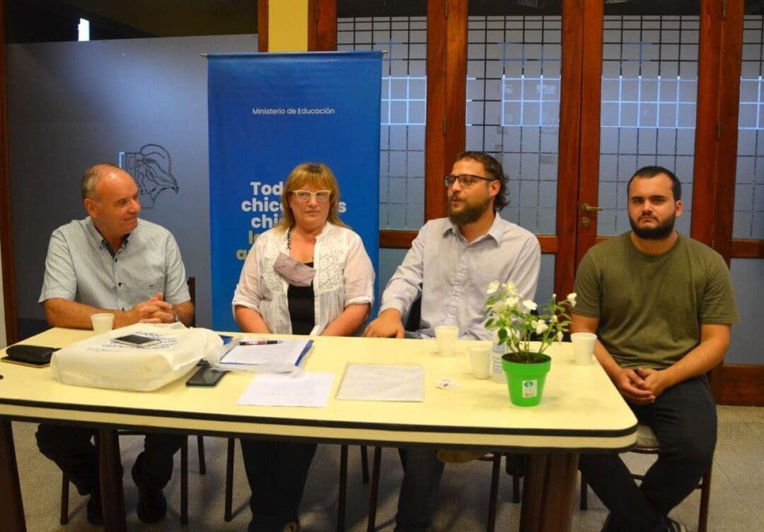 Villa Cañás: Se realizó el encuentro del programa "Todas las chicas y los chicos en la escuela aprendiendo"