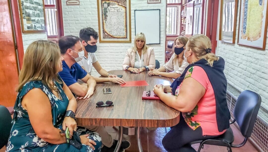 El senador Lisandro Enrico visitó Rufino y reafirmó su compromiso con las instituciones de la ciudad