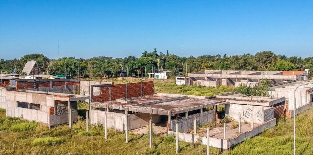 Rufino: Lisandro Enrico vuelve a insistir al gobierno para que arranque el nuevo edificio de la Escuela Agrotécnica