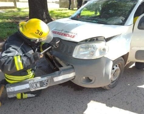 Villa Cañás: Accidente vehicular en esquina de Avenida 50 y Calle 61
