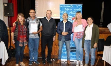 Villa Cañás: La provincia entregó aportes por un monto superior a 23 millones de pesos a productores agropecuarios