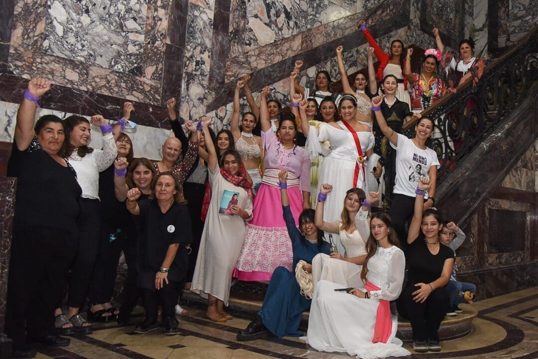 "Insolentes", la puesta en escena de María Teresa recorre con gran éxito los escenarios de la región "Insolentes", la puesta en escena de María Teresa recorre con gran éxito los escenarios de la región