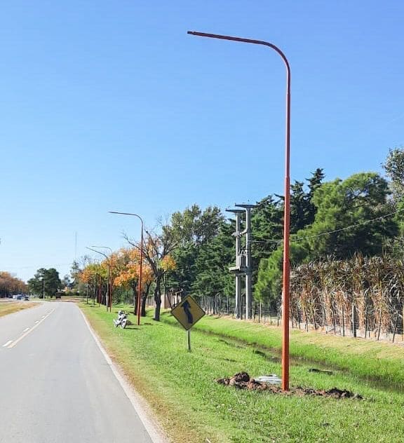 Lisandro Enrico: Nuevos pasos en el proyecto de iluminación en el acceso a Sancti Spíritu