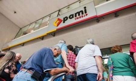 Reclamo del senador Enrico para que el PAMI pague los millones que le debe a los hospitales