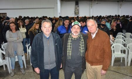 Villa Cañás: Más de 700 personas participaron de la charla que brindó Gastón Pauls sobre adicciones