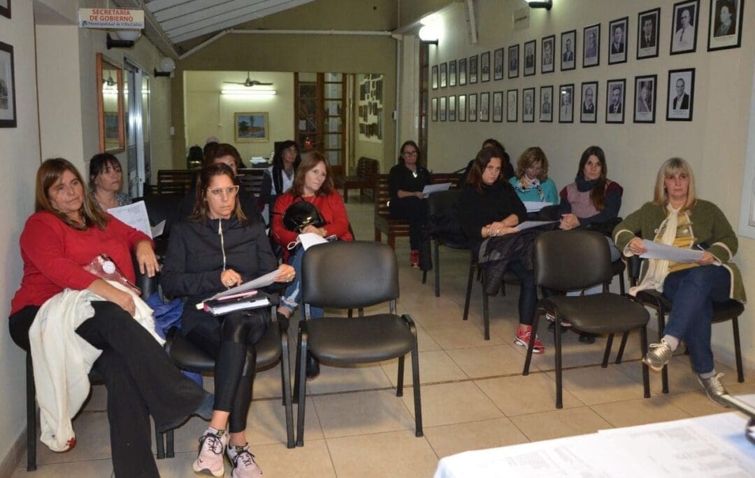 Villa Cañás: El municipio entregó 3.5 millones de pesos correspondientes al FAE