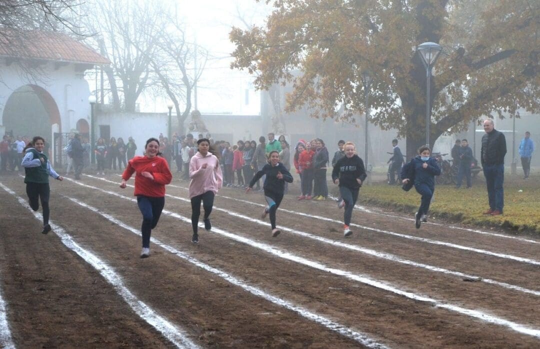 Villa Cañás: Etapa local de atletismo de los Juegos Santafesinos Villa Cañás: Etapa local de atletismo de los Juegos Santafesinos