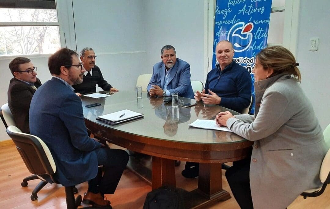 Villa Cañás: Firma de convenio con el Banco Santa Fe