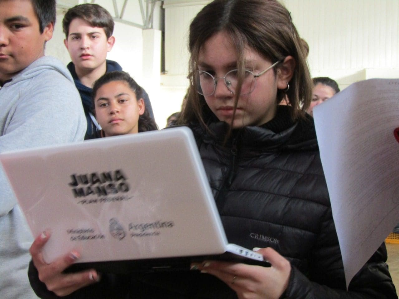 Conectar Igualdad: Alumnos de la EESO 244 de María Teresa recibieron su netbook
