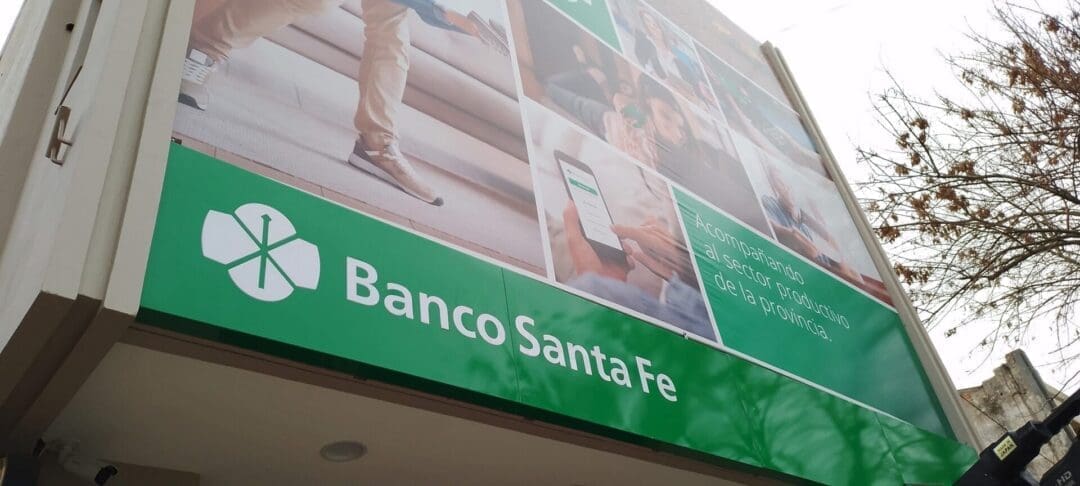 Villa Cañás: Flamante inauguración del Banco Santa Fe Villa Cañás: Flamante inauguración del Banco Santa Fe