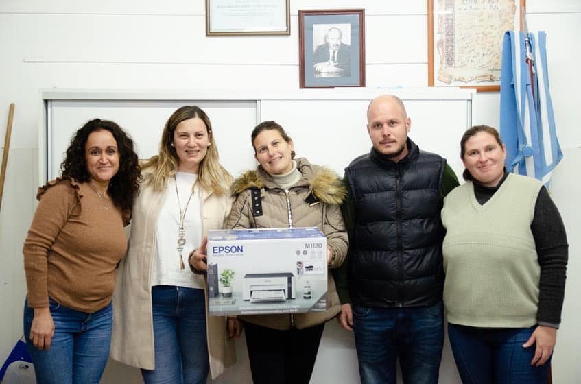 Villa Cañás: Fuerte compromiso de la diputada Georgina Orcinani con instituciones educativas