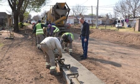 Villa Cañás: Obra de cordón cuneta en Calle 42