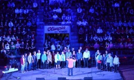 Sur Canta 3: El senador Enrico anunció que el 30 de octubre todos los coros de la región se encontraran en el Estadio de Olimpia