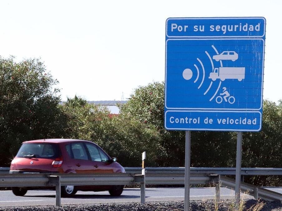 Venado Tuerto: Habrá radares y fotomultas en semáforos para ordenar el tránsito Venado Tuerto: Habrá radares y fotomultas en semáforos para ordenar el tránsito