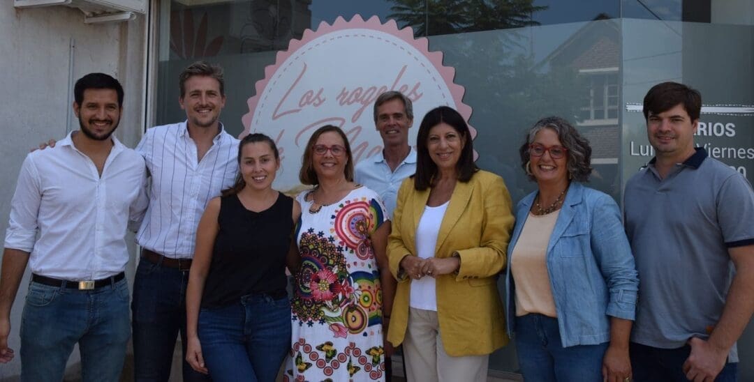 Clara García en General López. Hace falta un gobierno comprometido con la realidad de Santa Fe Clara García en General López. Hace falta un gobierno comprometido con la realidad de Santa Fe