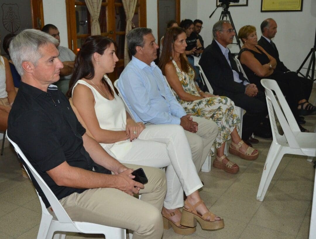 Villa Cañás: Gizzi abrió el período 2023 de Sesiones Ordinarias del Honorable Concejo Municipal Villa Cañás: Gizzi abrió el período 2023 de Sesiones Ordinarias del Honorable Concejo Municipal