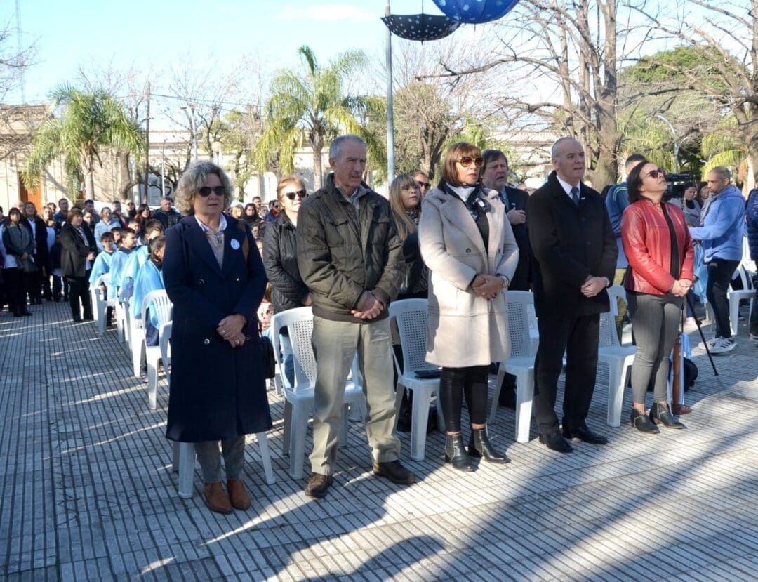 Villa Cañás: Acto por el Día de la Bandera Villa Cañás: Acto por el Día de la Bandera