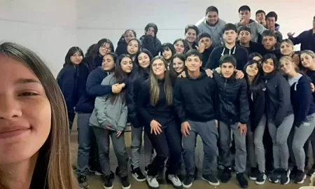 María Teresa: Consolidando enlaces con estudiantes secundarios