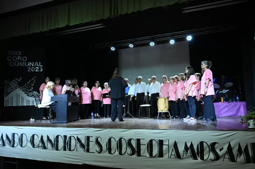 María Teresa: El Coro del Centro Cultural Comunal festejó sus 40 años