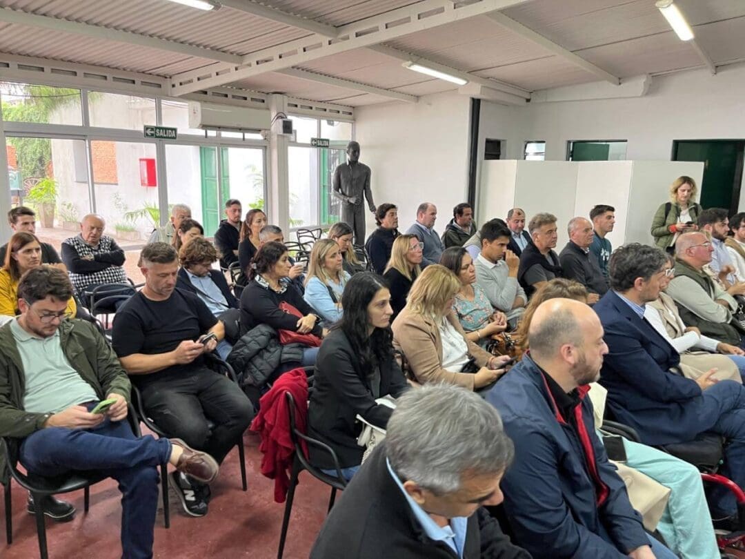 Gizzi participó de una reunión de trabajo con la Ministra Tejeda Gizzi participó de una reunión de trabajo con la Ministra Tejeda