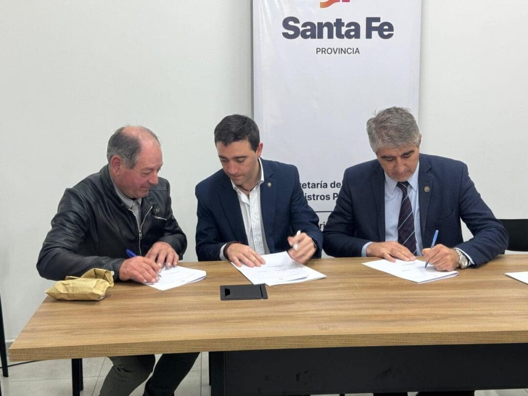 Di Gregorio: Desde ahora más comunas de la región podrán certificar firmas gratuitamente Di Gregorio: Desde ahora más comunas de la región podrán certificar firmas gratuitamente