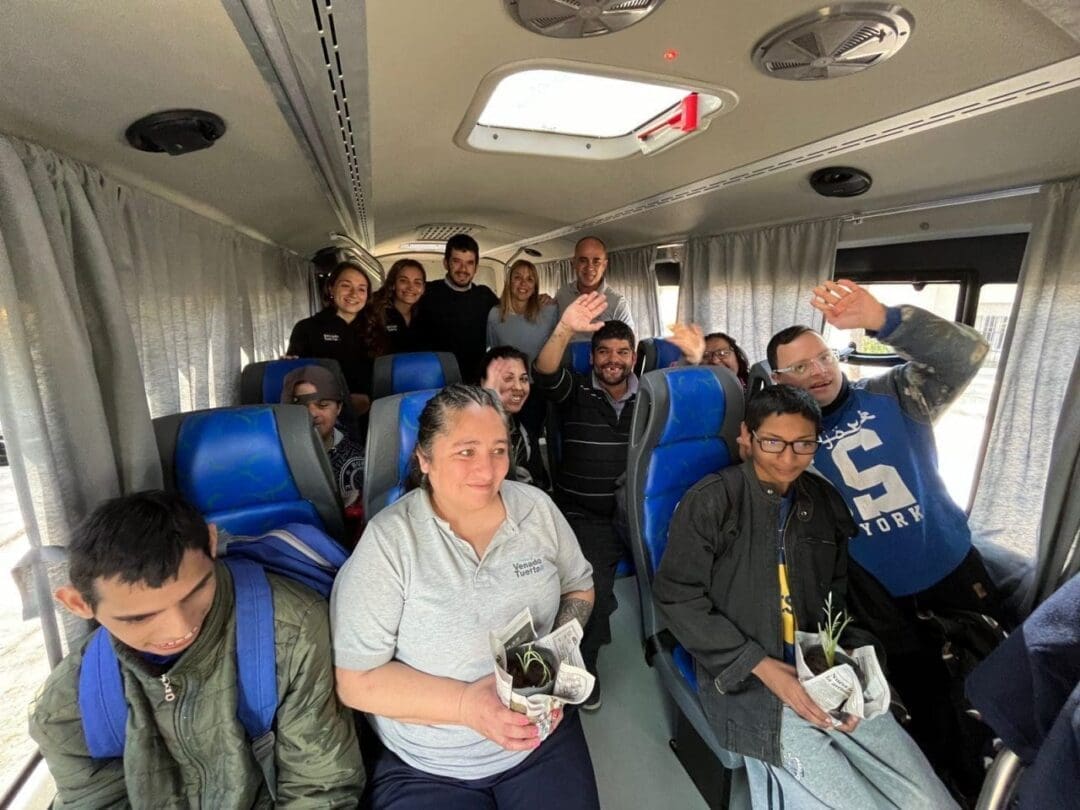 Venado Tuerto: Con recursos propios el municipio sumó un minibus para el traslado de personas con discapacidad Venado Tuerto: Con recursos propios el municipio sumó un minibus para el traslado de personas con discapacidad