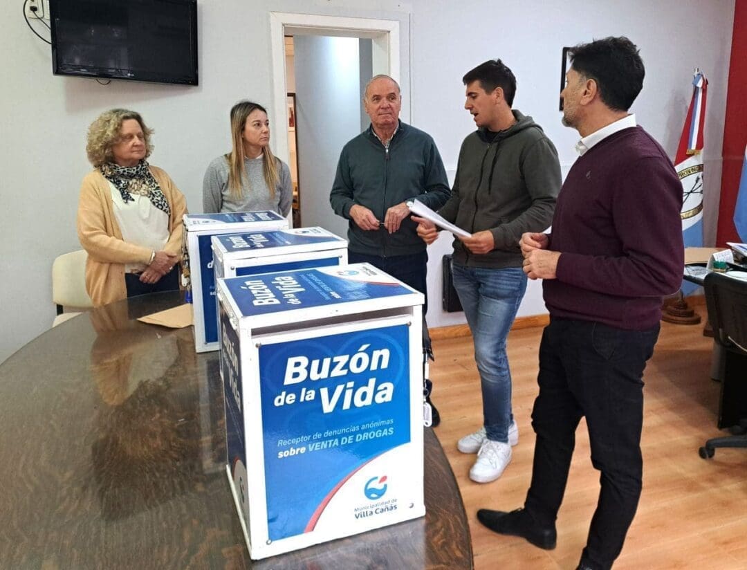 Villa Cañás: Primera apertura de los Buzones de la Vida