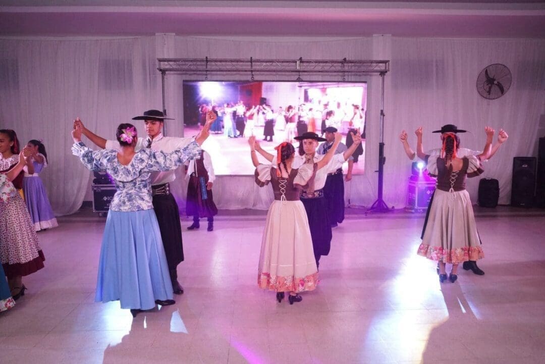 Santa Isabel en Movimiento, mágico encuentro con la danza y la pasión