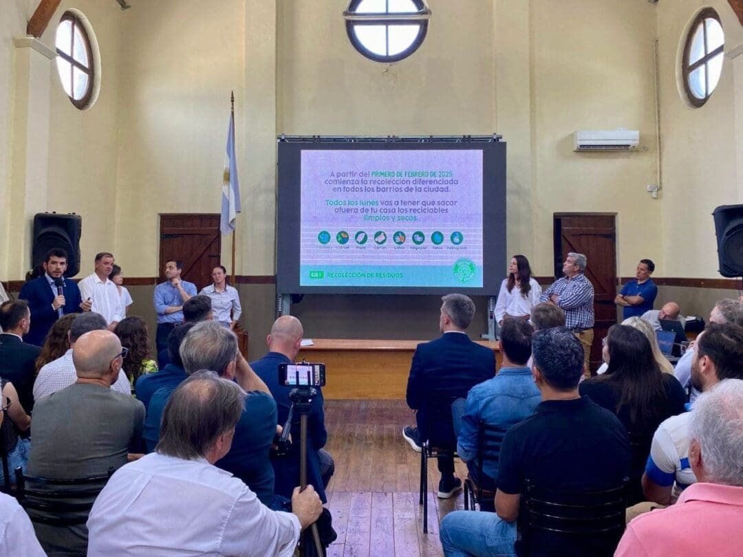 Venado Tuerto: Municipio y Provincia presentaron el plan para cerrar el basural Venado Tuerto: Municipio y Provincia presentaron el plan para cerrar el basural
