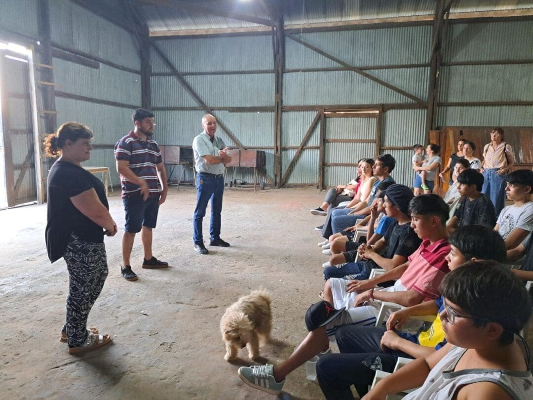Villa Cañás: Nueva oportunidad con cursos de electricidad y carpintería